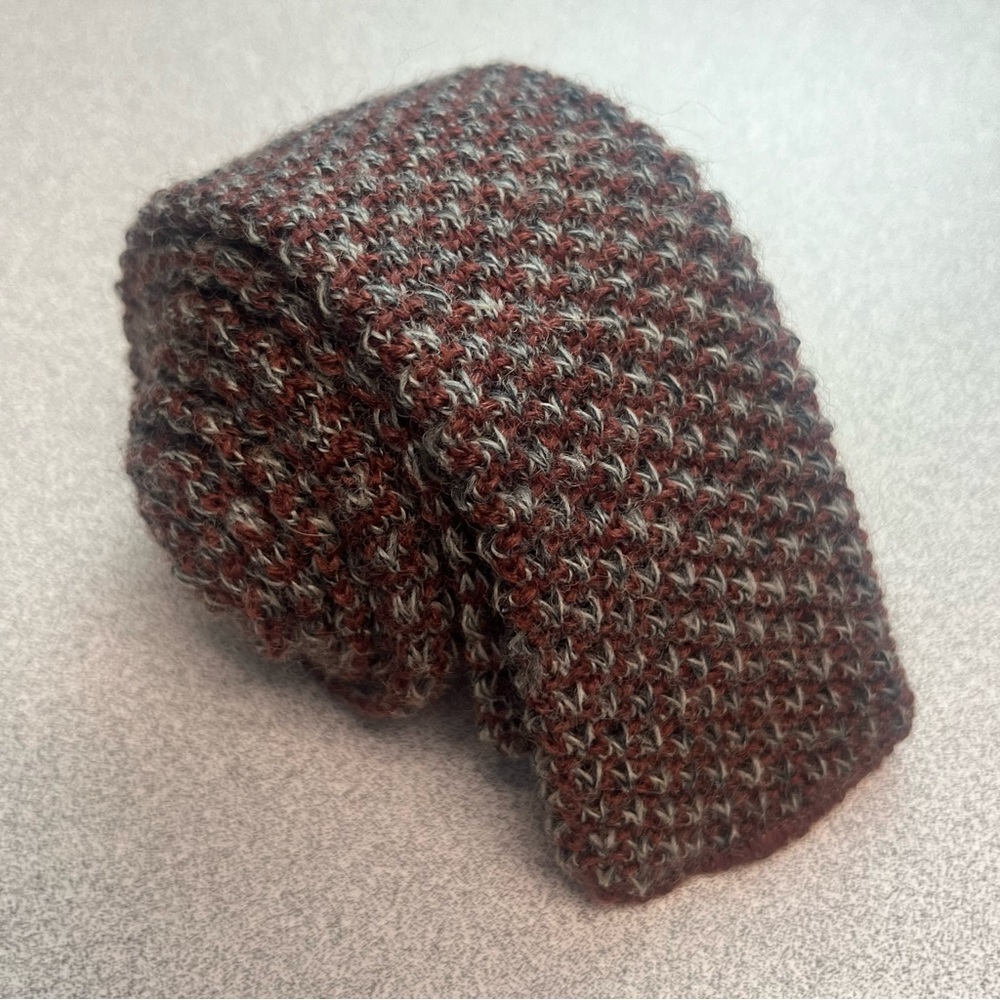 100% Virgin Wool Skinny Square Tip Men's Tie